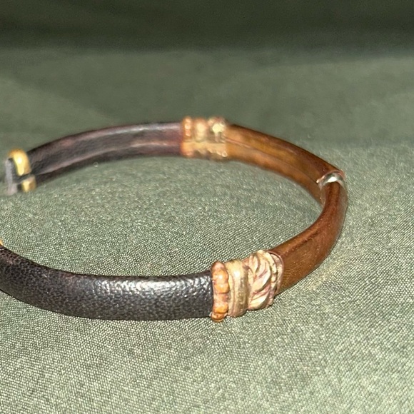 ONE Copper and Black Leather Bangle - Picture 3 of 5